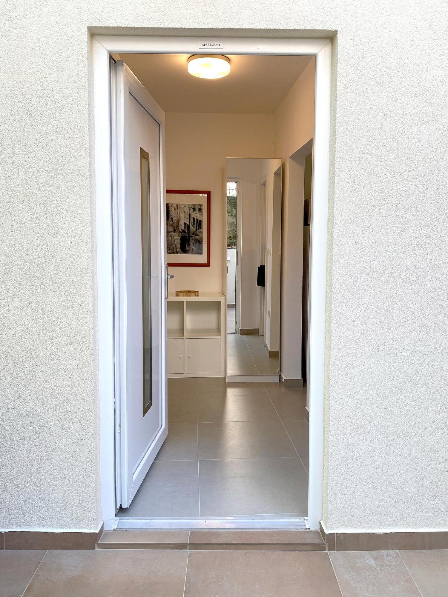 Apartments Tena With Private Parking Πούλα Εξωτερικό φωτογραφία