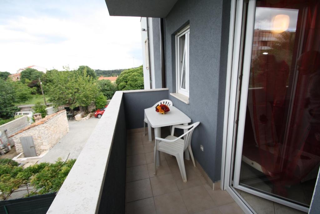 Apartments Tena With Private Parking Πούλα Δωμάτιο φωτογραφία