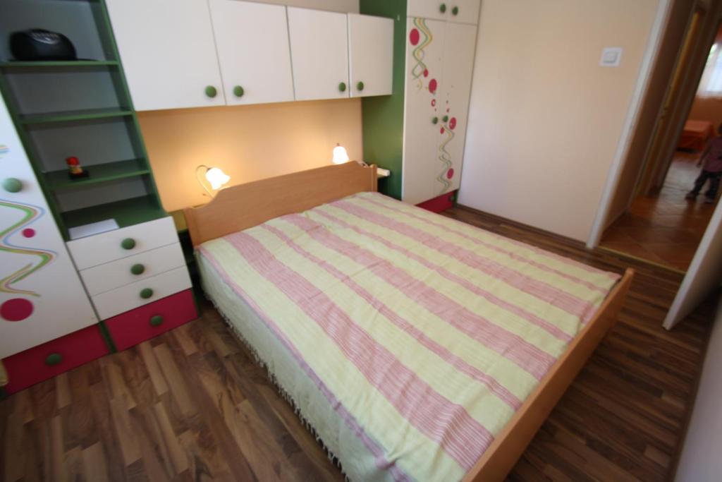 Apartments Tena With Private Parking Πούλα Δωμάτιο φωτογραφία