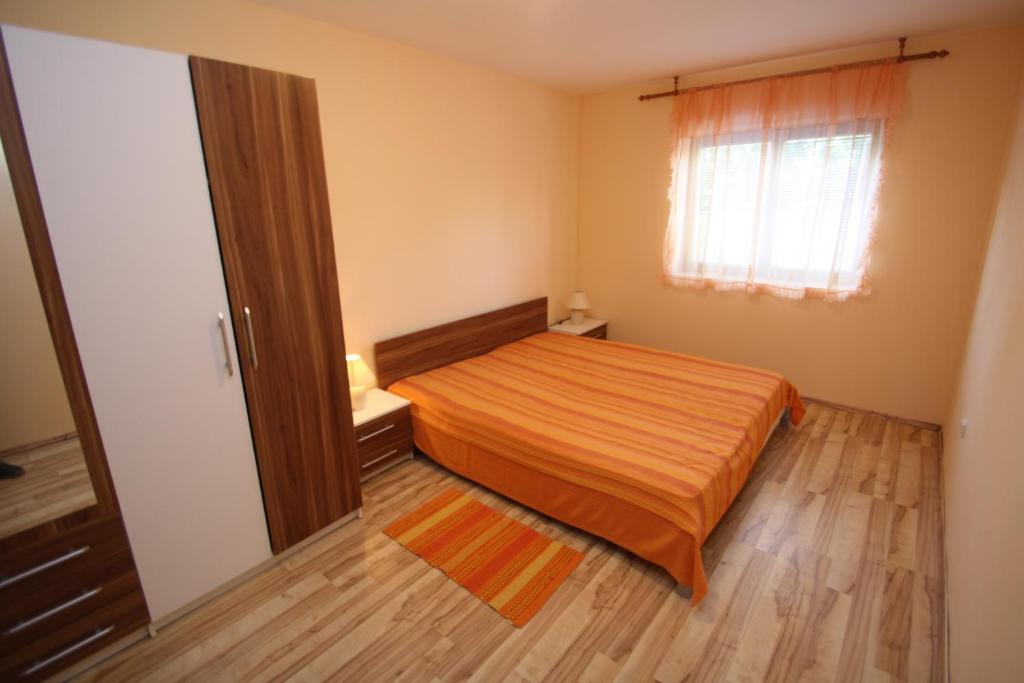 Apartments Tena With Private Parking Πούλα Δωμάτιο φωτογραφία