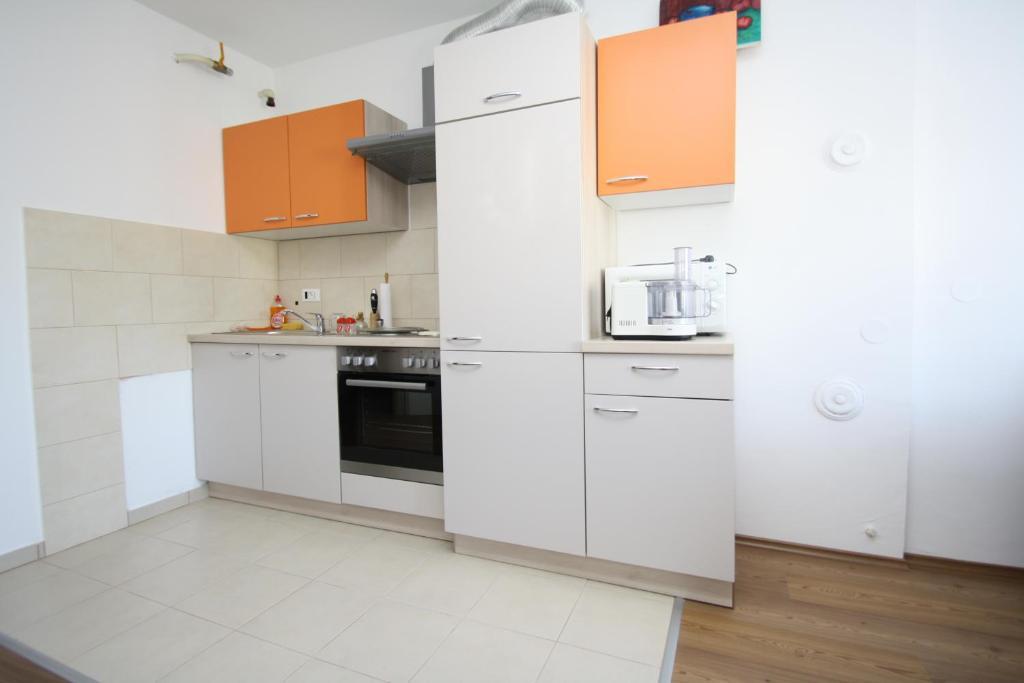 Apartments Tena With Private Parking Πούλα Δωμάτιο φωτογραφία